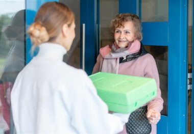 Mitzvah Meals Brings Food, Warmth, and Connection to Medical Visitors